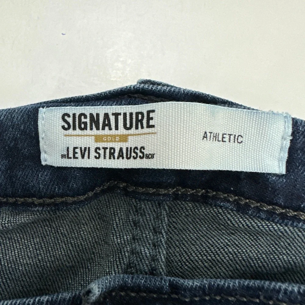 Signature by Levi Strauss Athletic Jeans‎ Mens 40x32 Dark Wash Gold Label Denim